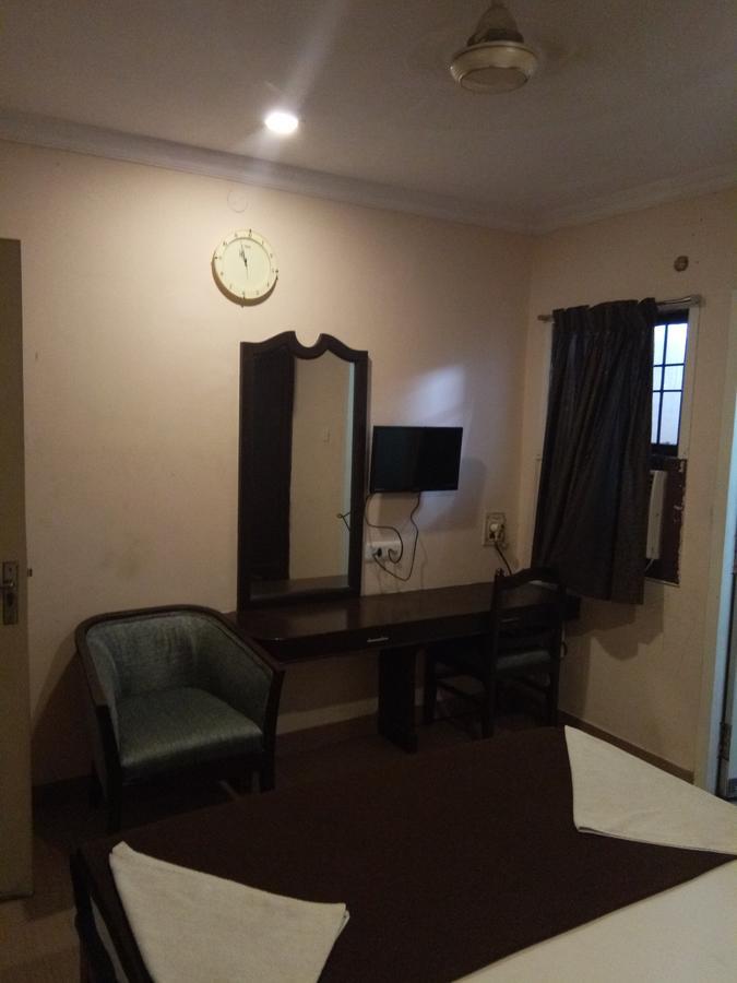 Grand Tower Chennai Hotel Exterior foto